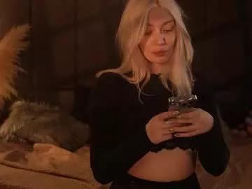 kinkylina_ on Chaturbate 