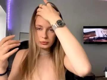 kittenkisss on Chaturbate