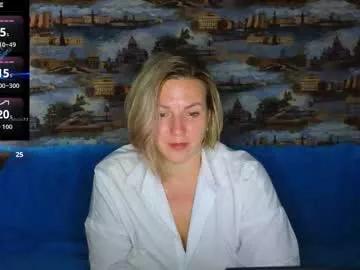 Freechat ladylucky_ on Chaturbate