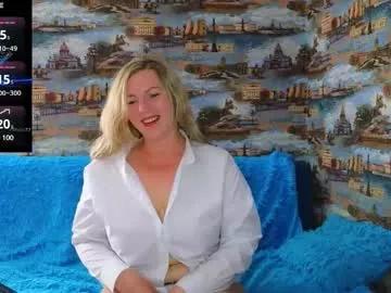 Freechat ladylucky_ on Chaturbate