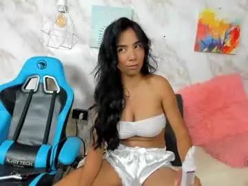 lauren_smiles