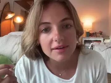 lilyy2007 on Chaturbate