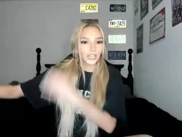 livvywinters on Chaturbate