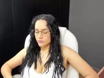 Freechat love_kris on Chaturbate
