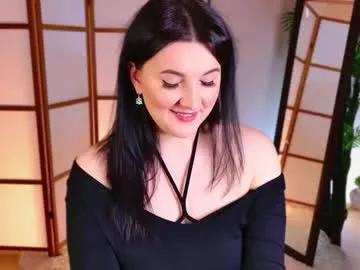 Freechat love_me_tonight_ on Chaturbate