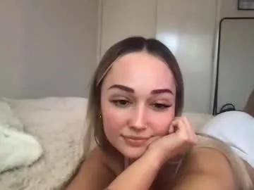 luvlivvyy on Chaturbate 