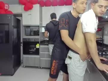 Freechat masters_sexx on Chaturbate