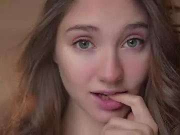 Freechat mia_dynasty on Chaturbate