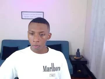 miiloo18 on Chaturbate 