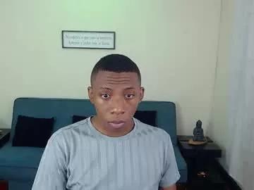 miiloo18 on Chaturbate