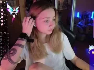 queen_kitty1818 on Chaturbate 