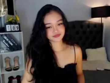 roxxy_blossom on Chaturbate