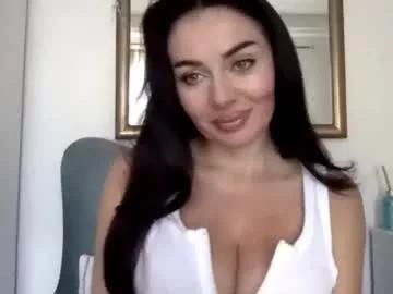 sensuallstella on Chaturbate 