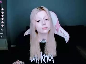 succubus_leslie on Chaturbate 