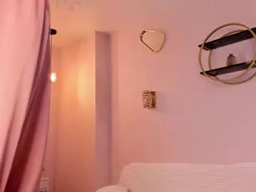 sunnmoonn on Chaturbate 