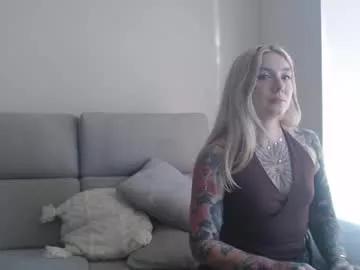 tattoobbgirl on Chaturbate 