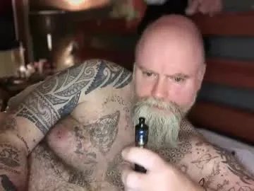 tattooeddilf01 on Chaturbate 