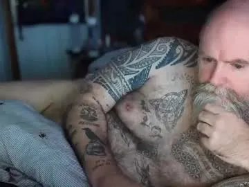 tattooeddilf01 on Chaturbate 