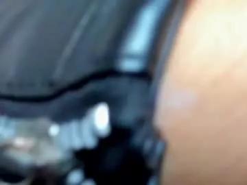 tommy_bred on Chaturbate 