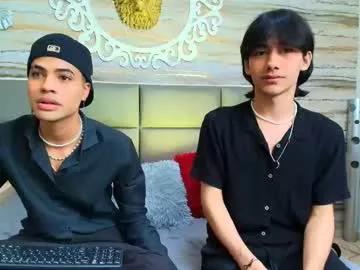 Freechat twinslovers_ on Chaturbate