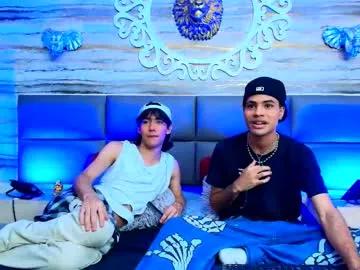 Freechat twinslovers_ on Chaturbate