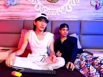 Freechat twinslovers_ on Chaturbate