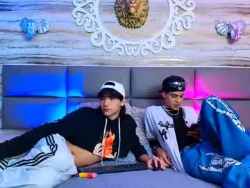 Freechat twinslovers_ on Chaturbate