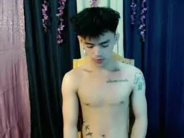 urhunky_boy on Chaturbate 