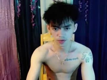 urhunky_boy on Chaturbate 