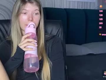 Group vivian_evans_ on Chaturbate