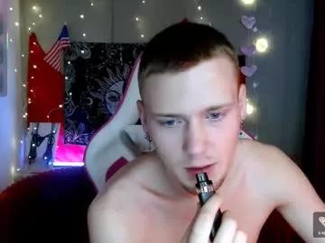 Private xavier_night81 on Chaturbate