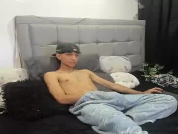xxherozxx on Chaturbate 