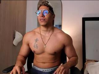 adam_brocs on Flirt4Free 