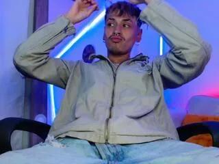 axcel_smith on Flirt4Free