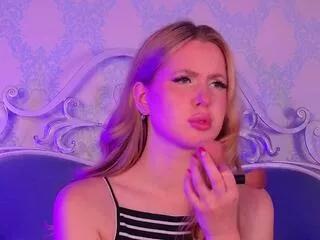 becca_vressel on Flirt4Free 