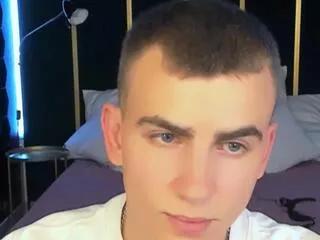 calvin_perry on Flirt4Free