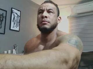 dominic_hulk on Flirt4Free