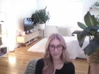 dylan_knight on Flirt4Free