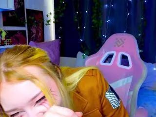 esme_eady on Flirt4Free