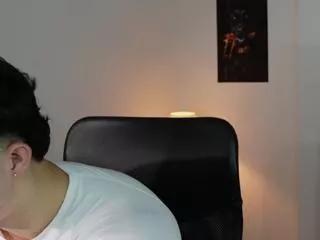 hazzan_velez on Flirt4Free 