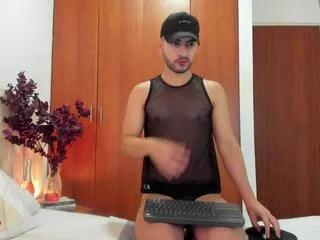 ian_hawkins on Flirt4Free