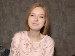 madeleine_geesey on Flirt4Free