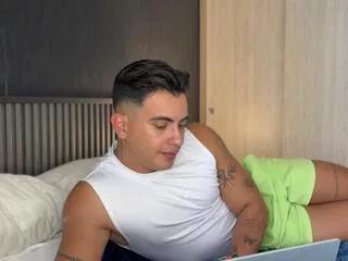 maurice_lewis on Flirt4Free