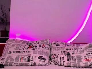 nina_fernandes on Flirt4Free 