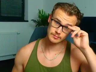 oliver_oneal on Flirt4Free
