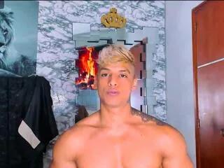 owen_wolfe on Flirt4Free