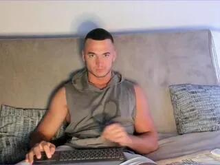 paul_black on Flirt4Free