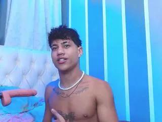 ronny_cox on Flirt4Free 