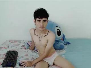 tobias_ken on Flirt4Free