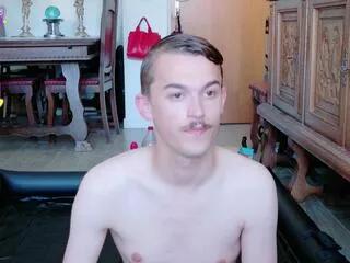 william_gramain on Flirt4Free 